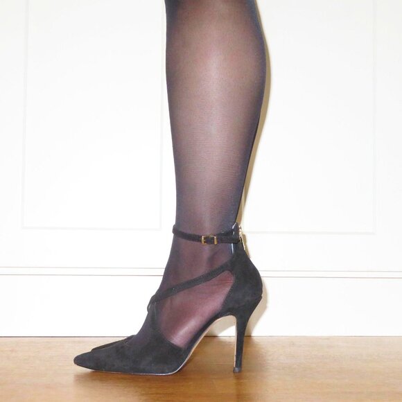 USED Women's Jessica Simpson Wynnley Black Lux Suede Strappy Stiletto Heels 8.5M - Picture 7 of 16